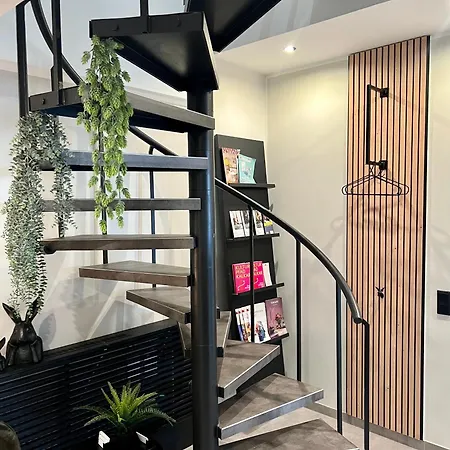 Panorama - Exklusives An Der Promenade Mit Dachterrasse & Rheinblick *